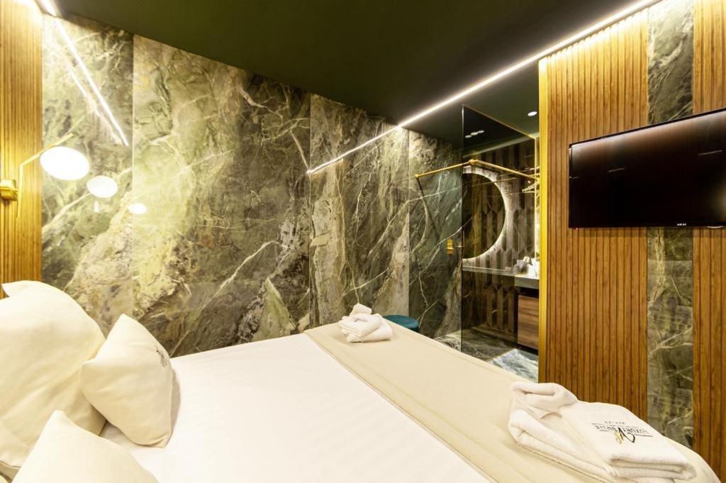 Luxury Suite Napoli Extérieur photo